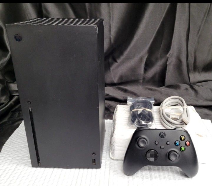 XBOX SERIES X 1TB Brand New Condition 