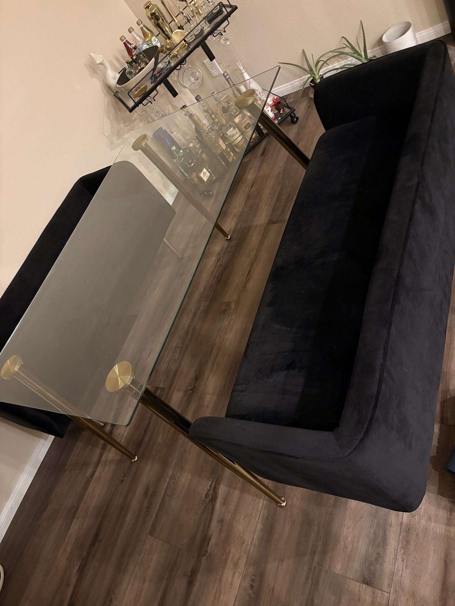 Dinning Table And Benches