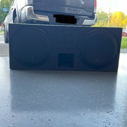 2 ~ 12in JL audio car subs built in a custom ported box + 900w Kenwood amp