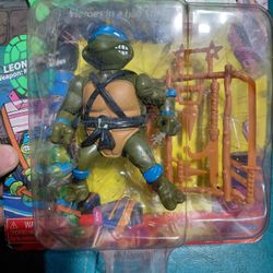 TMNT LEONARDO NEW
