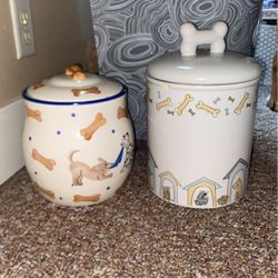 dog treat bowls/holder 