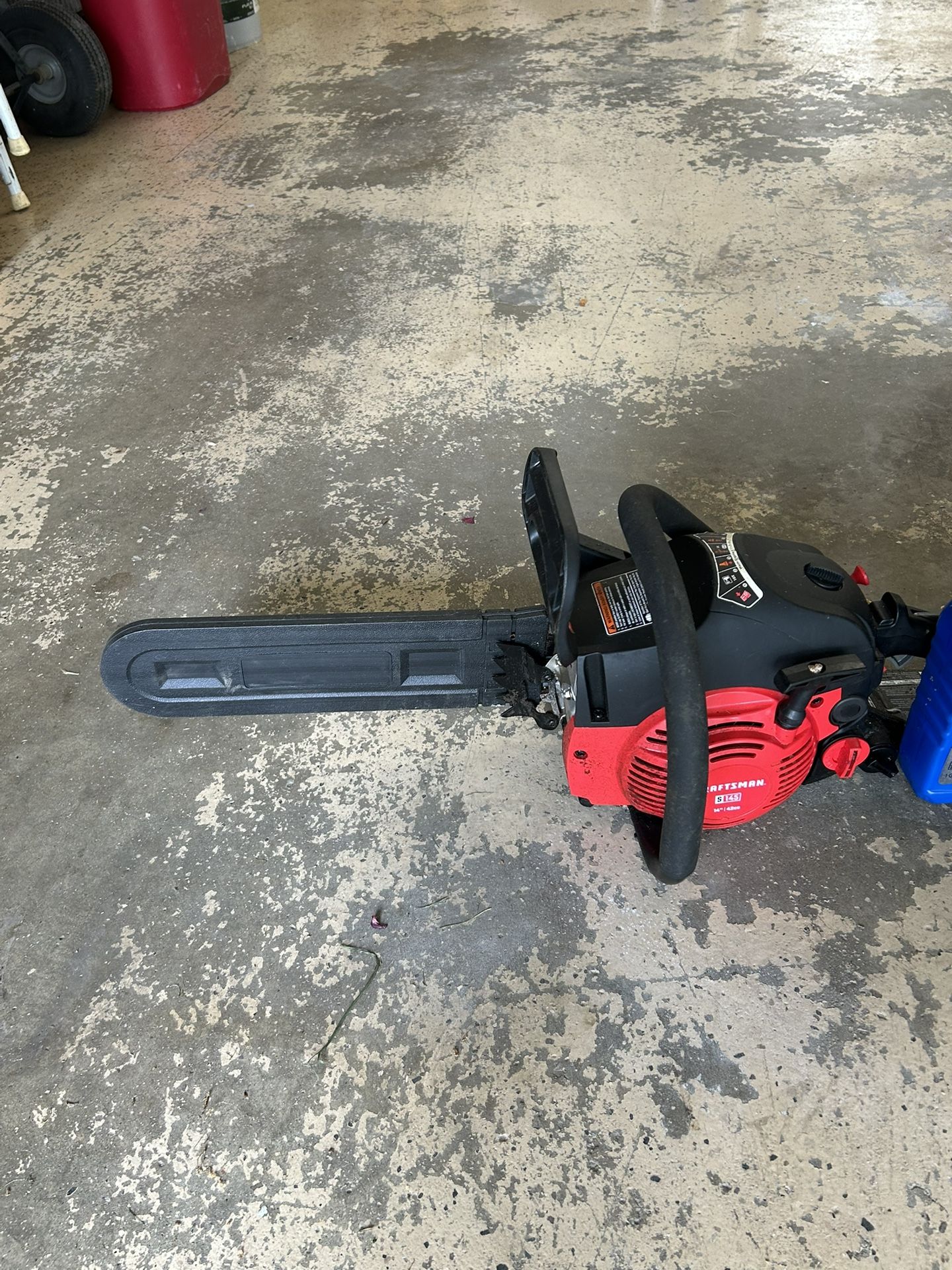 14” Craftsman Chainsaw With Extra Chains/oil