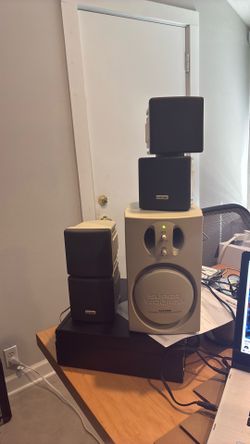 Computer speakers