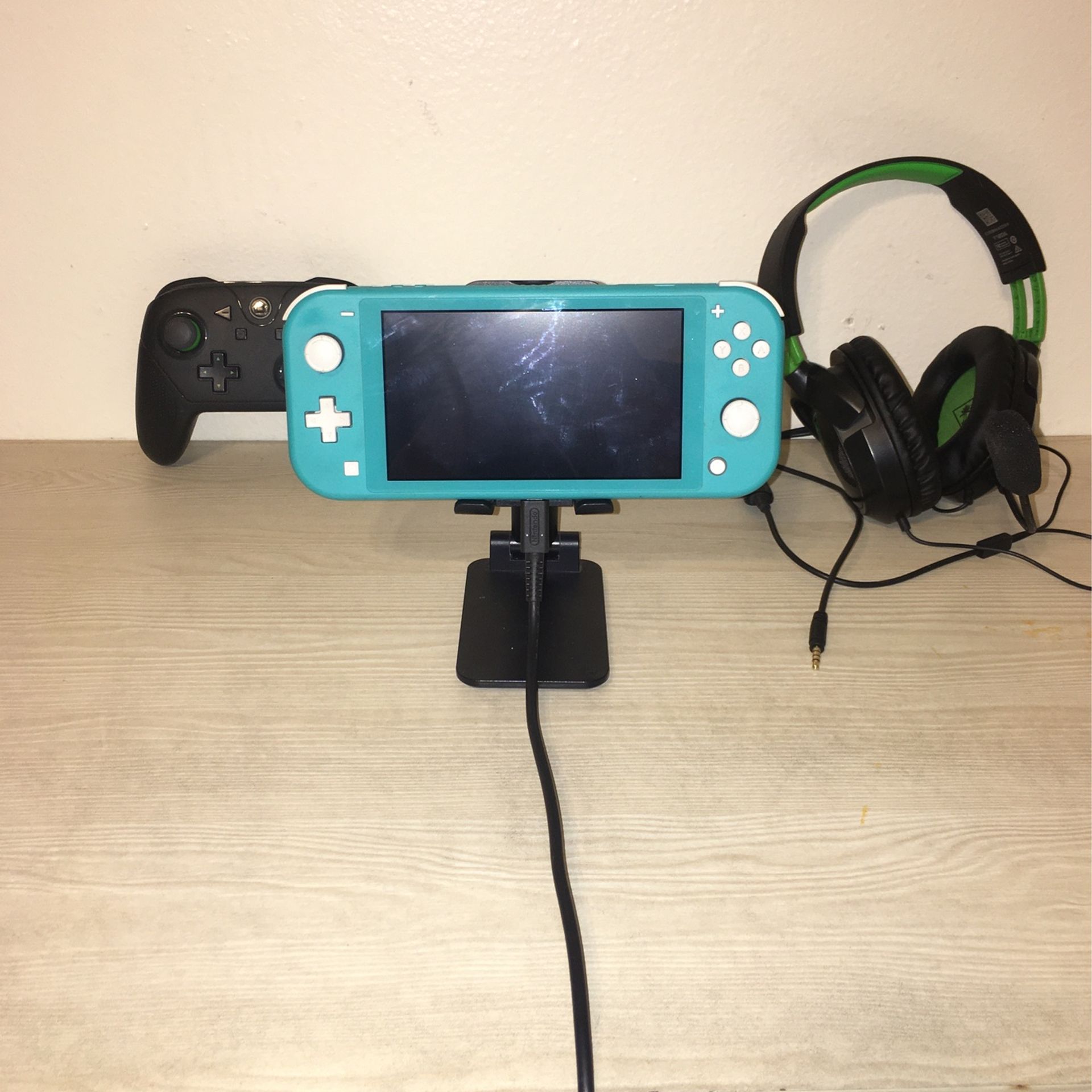 Nintendo Switch Lite Bundle