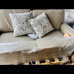 NEW,  Love Seat Asking $320