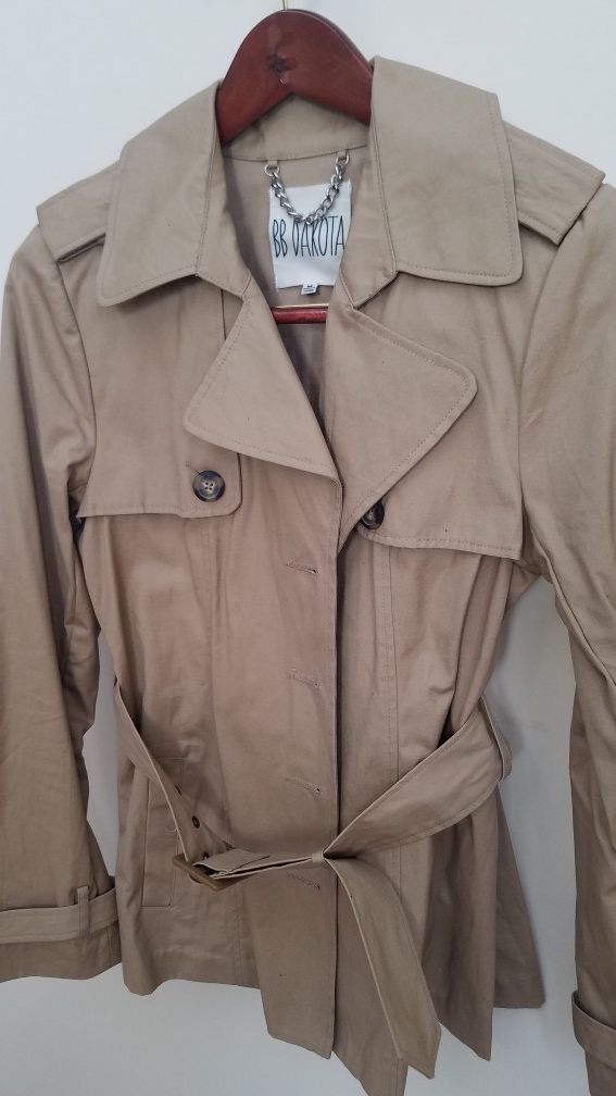 Bb Dakota brand rain coat