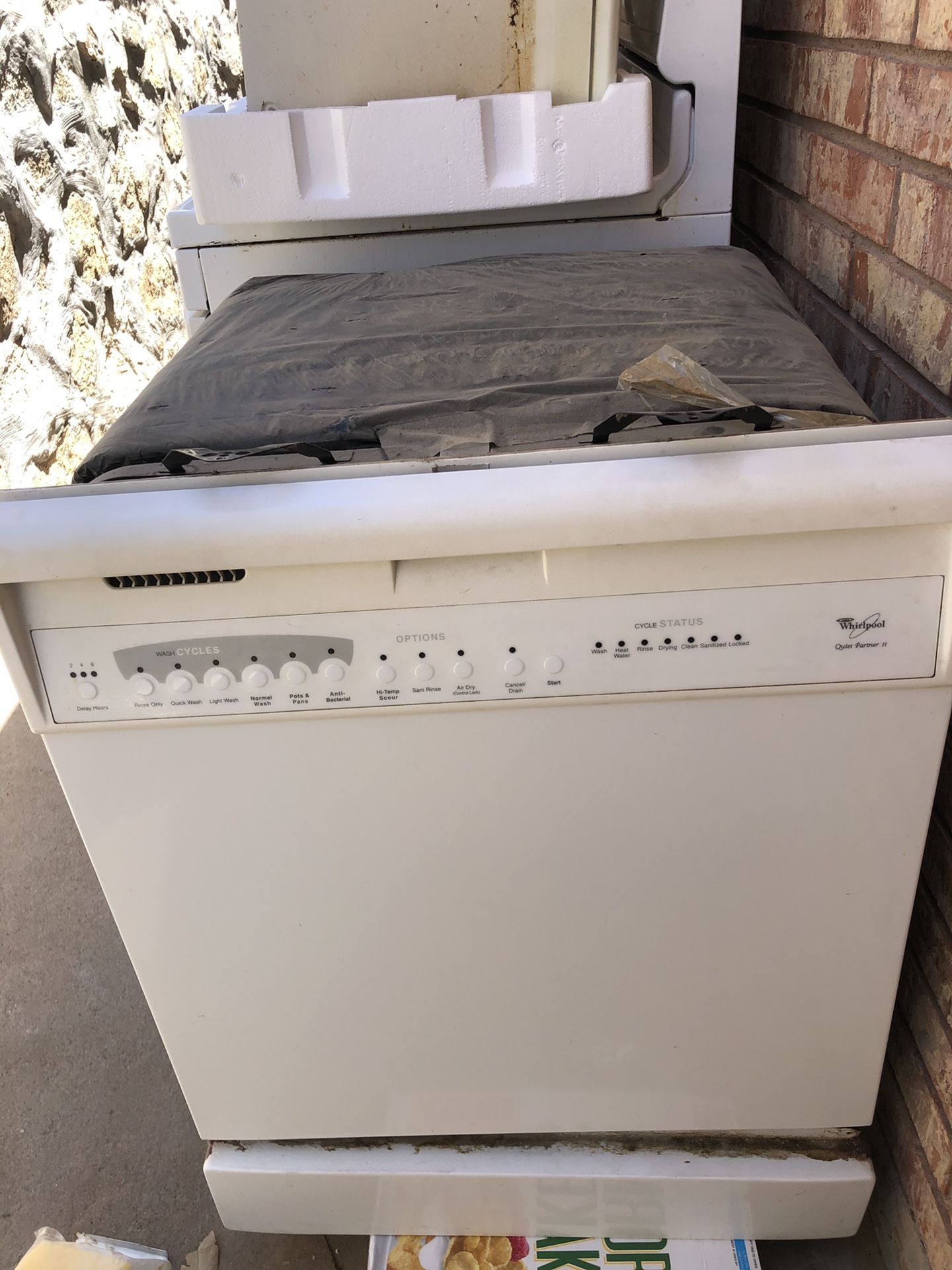 Dishwasher 