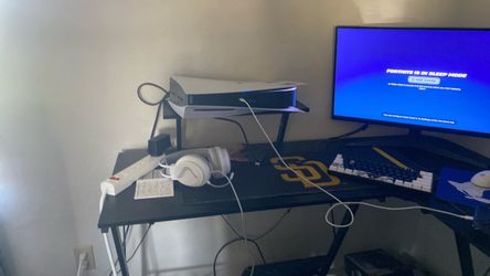 Nogotiatible ps5 disc selling.