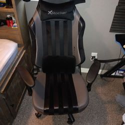 Rocker Gaming Chair