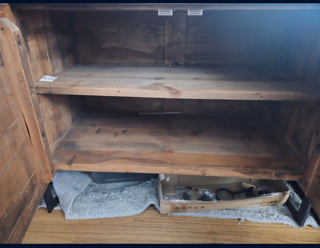 TV Console Solid Rustic Look 75' x 20'