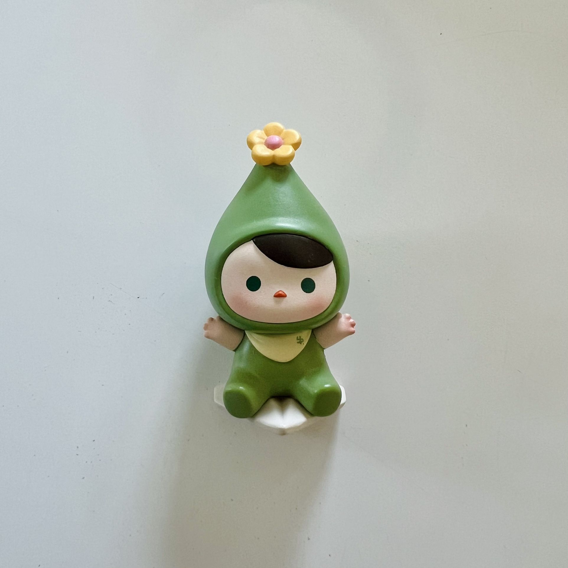 POP MART GOING OUTING WITH ME POP BEAN PUCKY MY PAPER PLANE