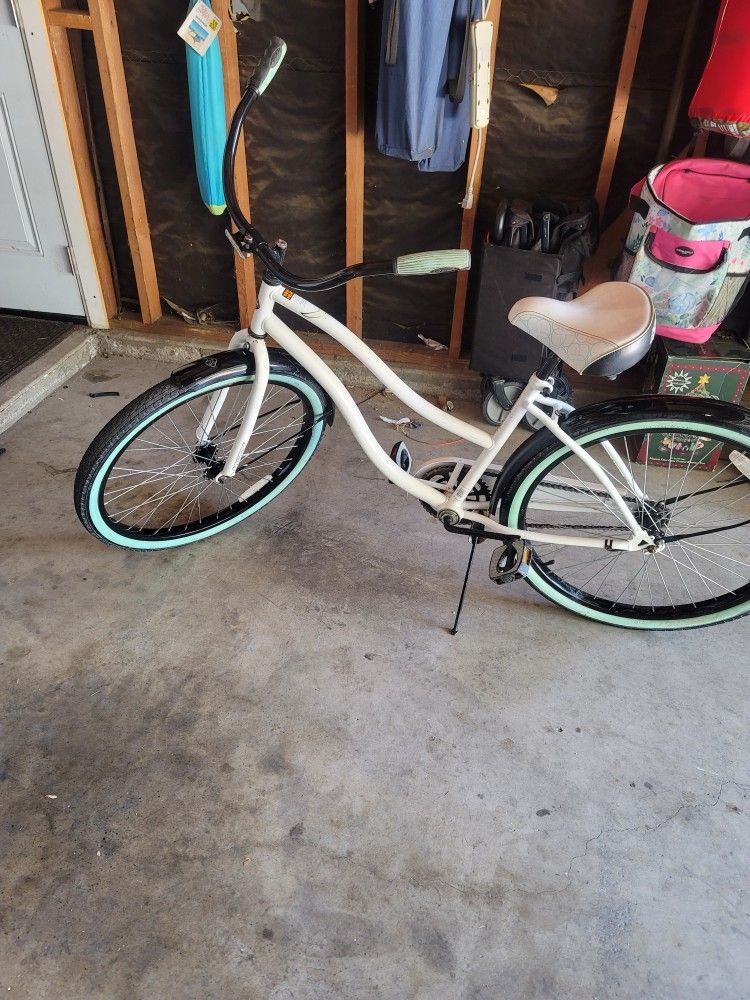 Women 26" Beach Cruiser New Tubes 55 Bucks . Boys New 18" Bike 40 Bucks . 38" Samsung Smart Tv In Excellent Condition 65 Bucks . 20" Fans 20 Each