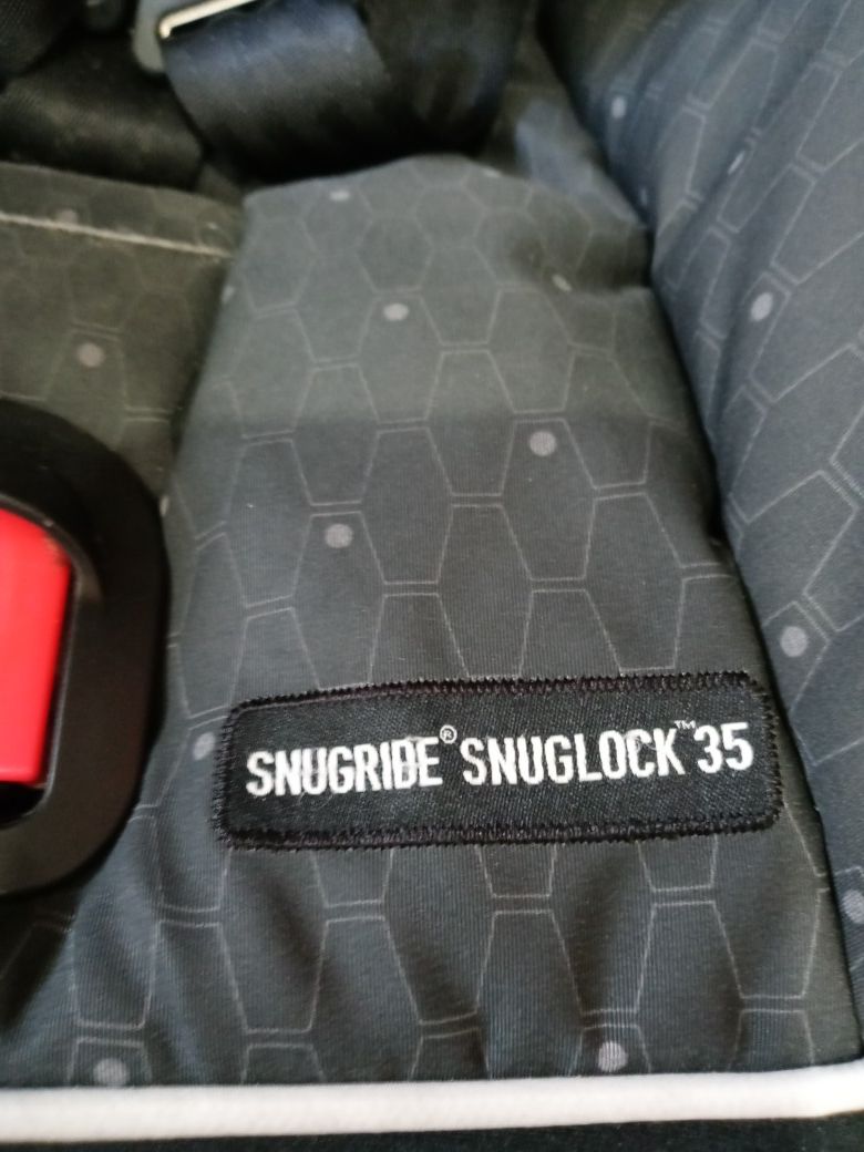 Car seat SNUGRIDE SNUGLOCK 35