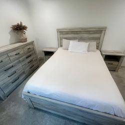 Beautiful 5 Piece Bedroom set (Currently $1150 For 3 Piece Set)