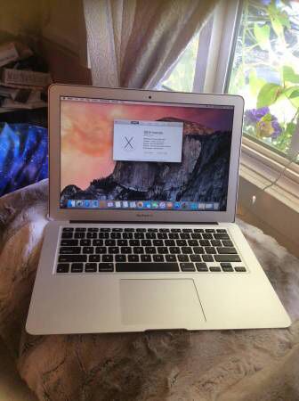 MacBook Air (Early 2015, 13” inch)