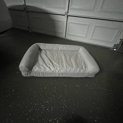 Dog bed