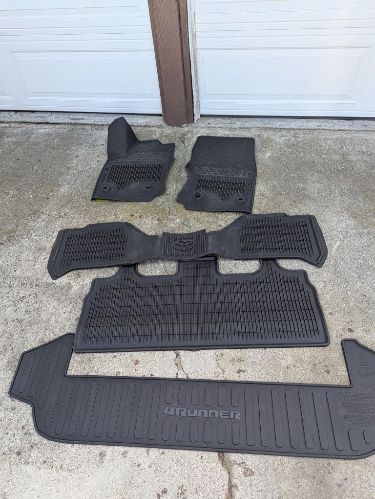 2025 Toyota SR5 Third Row Floor Mats