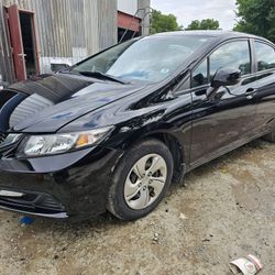 Honda Civic 2013 78mil Millas