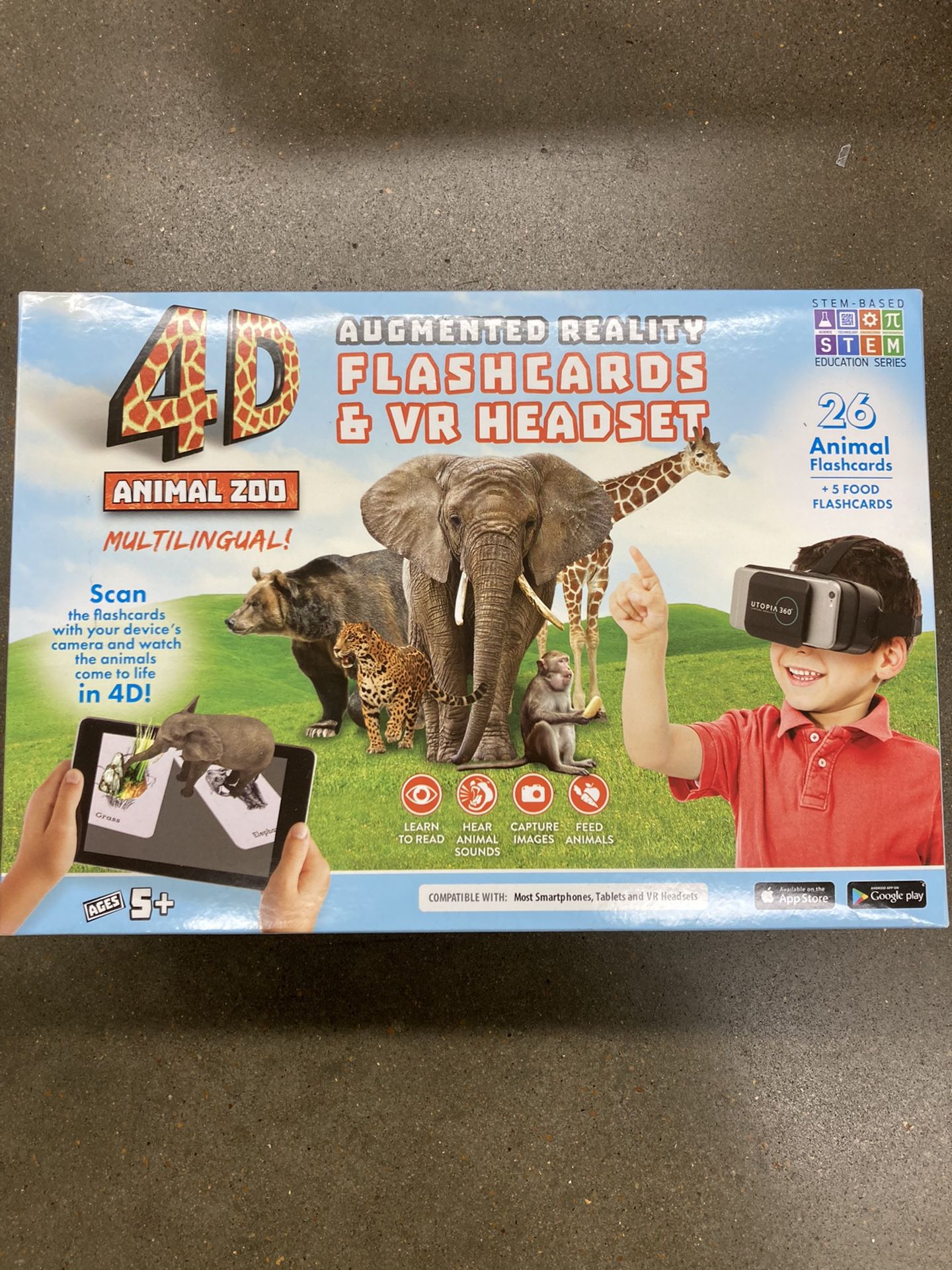 NWT 4D Zoo Animal Flashcards & VR Headset