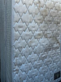 Queen Bed Mattress and spring box