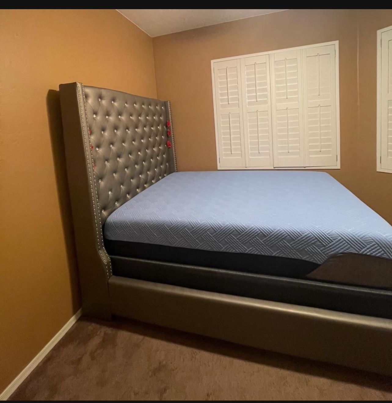 Twin Bed