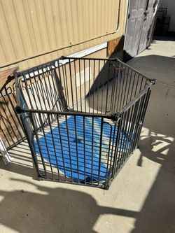 6 Panel Metal Dog Playpen for Small Animal