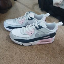 Nike Air Maxs