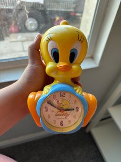 Tweety Bird Analog Alarm Clock