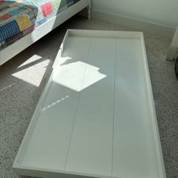 Pottery Barn Trundle Bed + Mattress $150