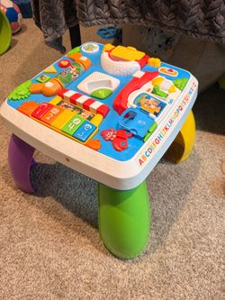 Fisher-Price Laugh & Learn Activity Table