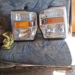 Ford F150 Right And Left Head Lights