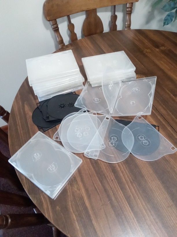 4 Plastic DVD Storage Cases