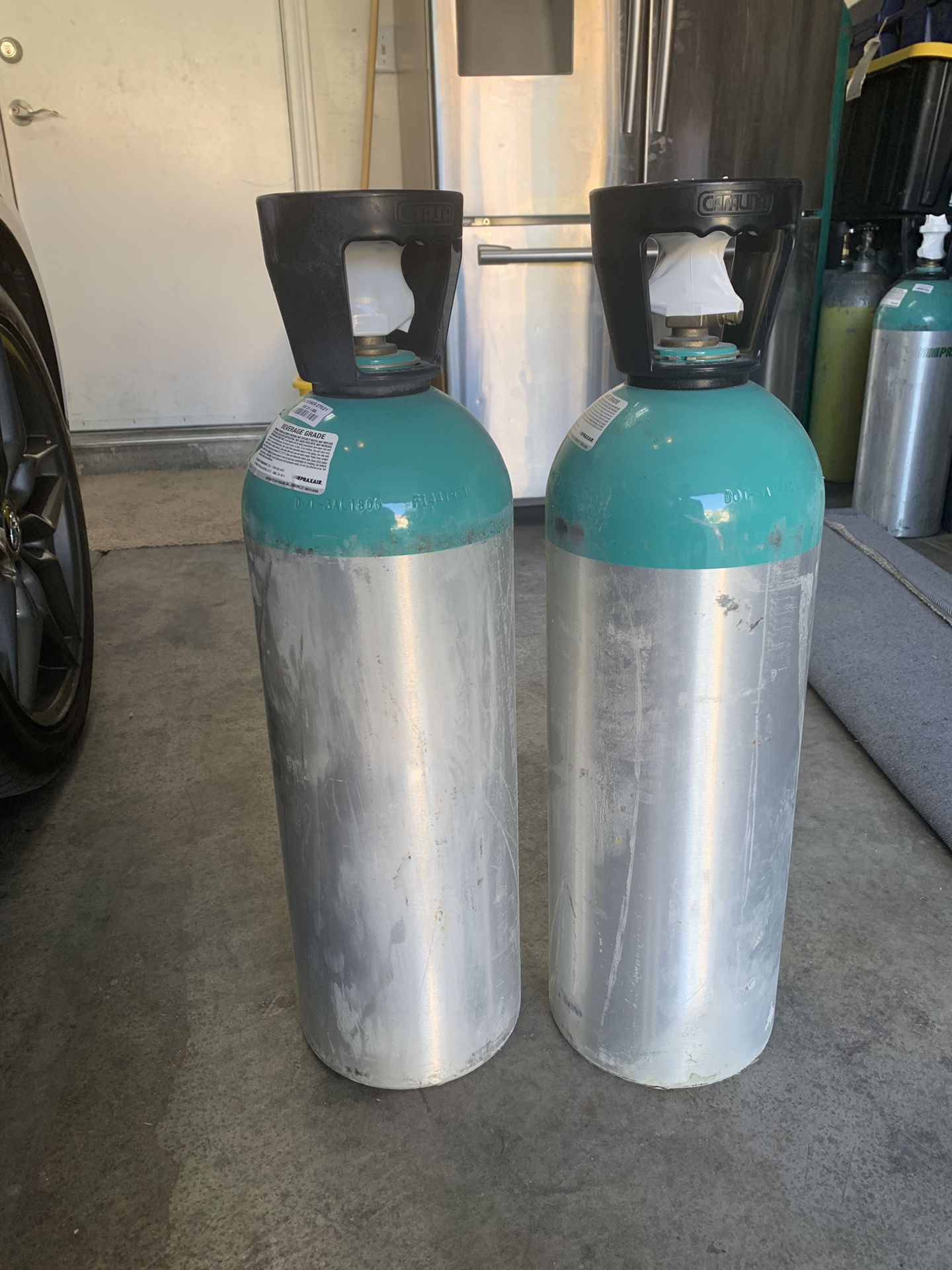 20 lb Co2 aluminum tanks... Full and hydro test current