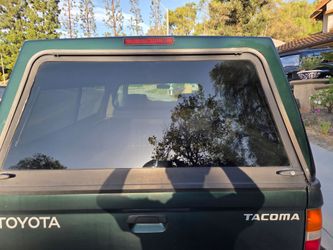 1995–2004 Toyota Tacoma Camper Shell – 6' Bed