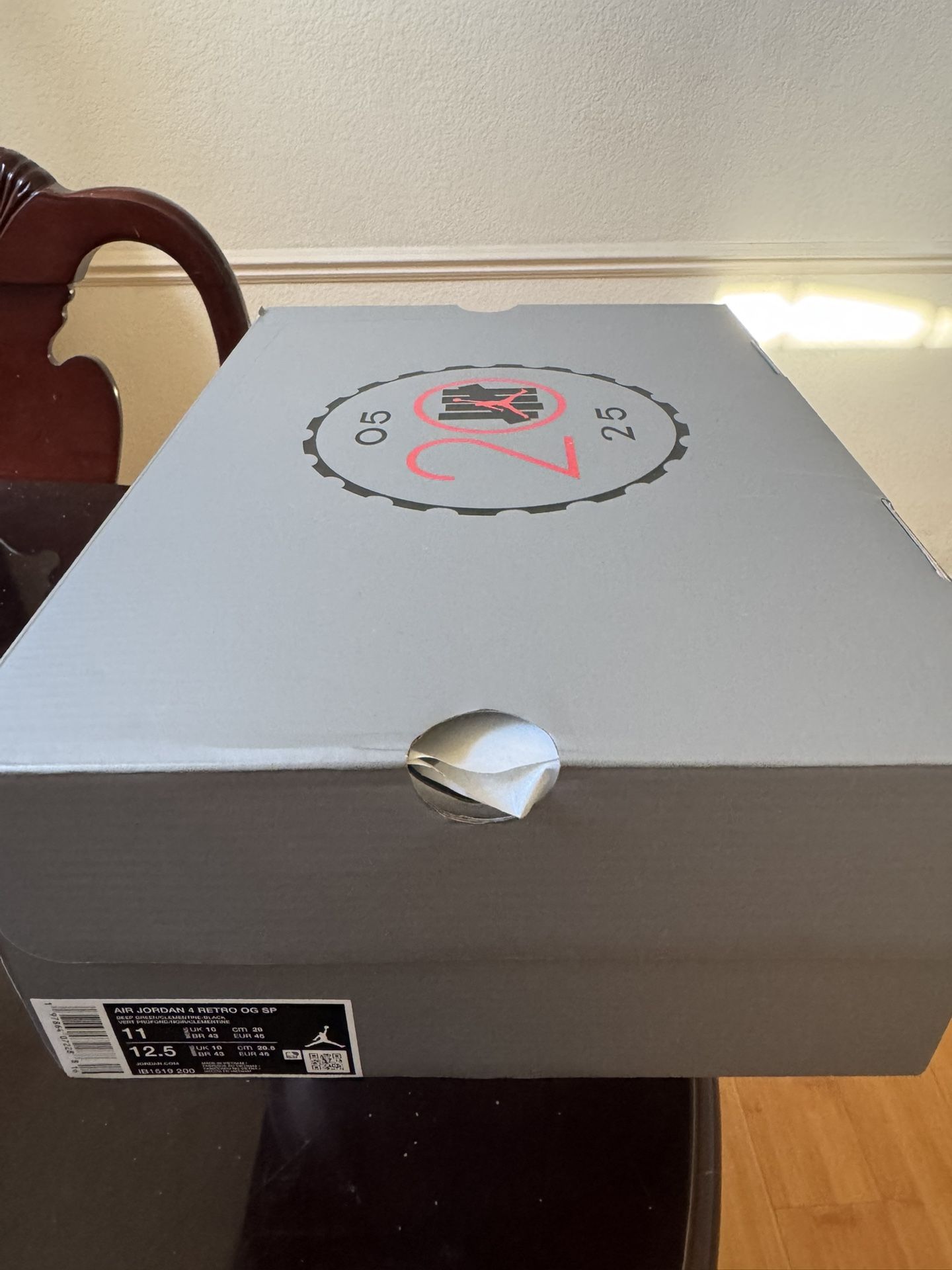 Selling DS UNDFTD 4’s SZ 11