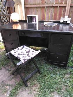 Black Desk With  Stool And Spiritual Cards / Tarot Reading Accessories