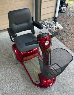 Electric rider scooter