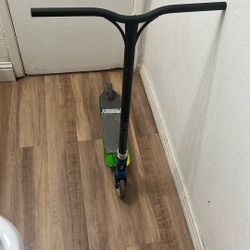 PRODlGY SCOOTER PRO