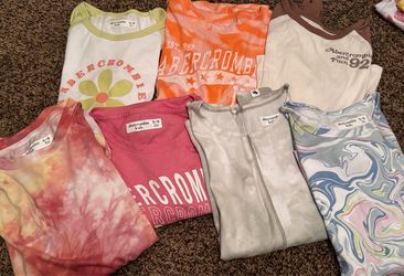 Girls Abercrombie and Fitch