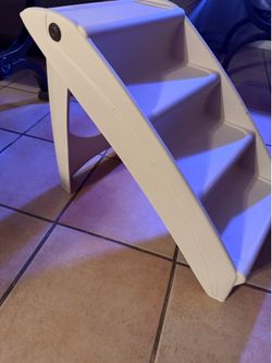 NEW FOLDING PET STEPS