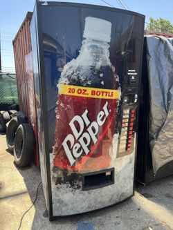 Vendo Soda Machine Working