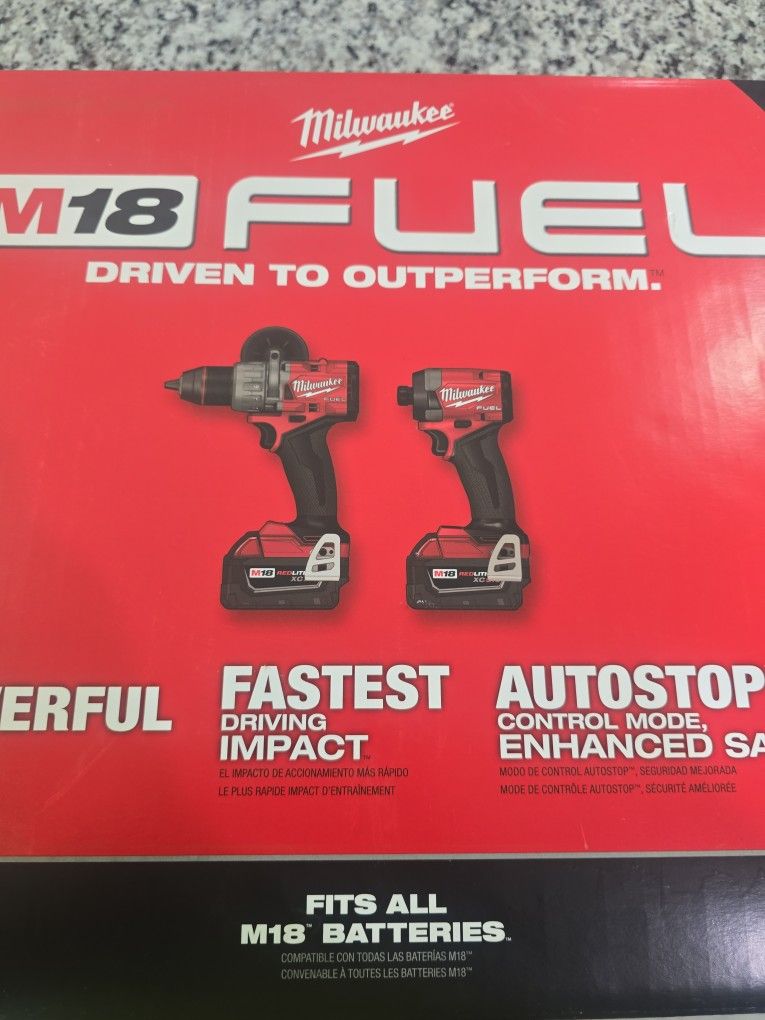 Milwaukee M18 2 Tool Combo Kit