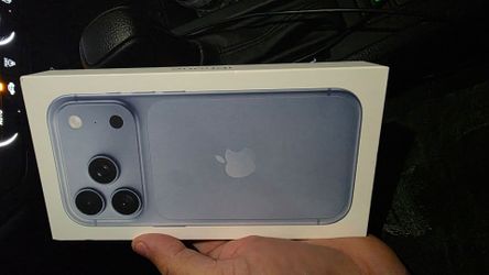 Iphone 18 pro att 256 sealed 🔥💥pick up only