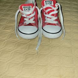 Red Converse All Star Kids