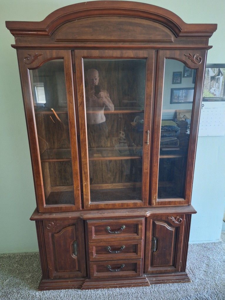 Curio Cabinet Free