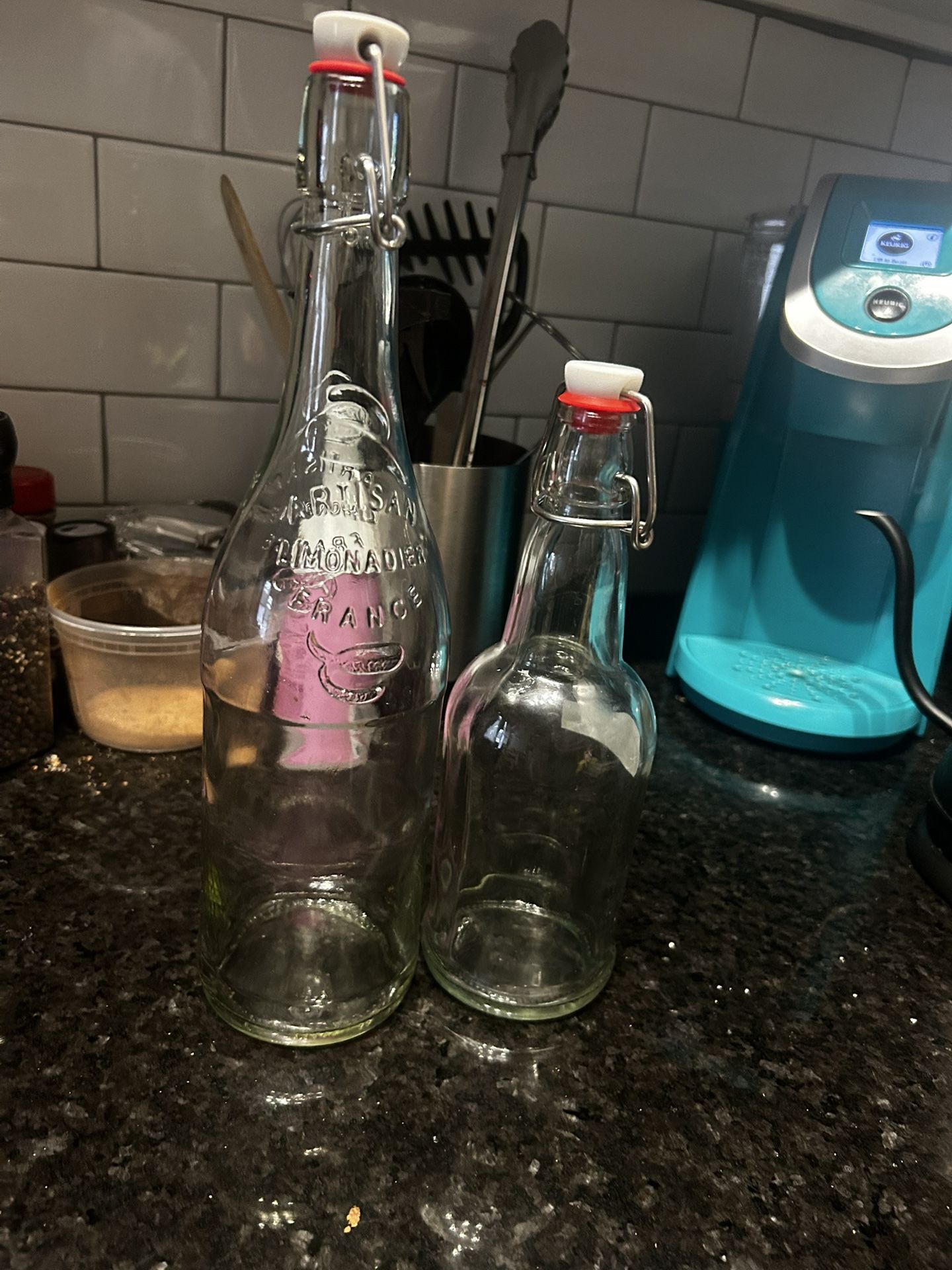 Glass Bottles That Close