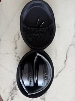 Wireless Headphones with Case