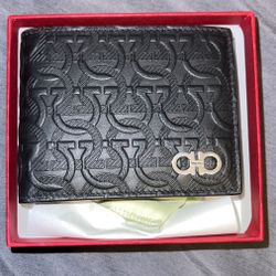 Designer Men Bifold Wallet