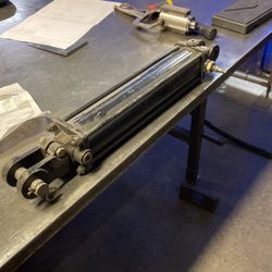 Hydraulic Cylinder 