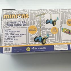 Scooter 3 Wheel Tilt  And Turn Minions